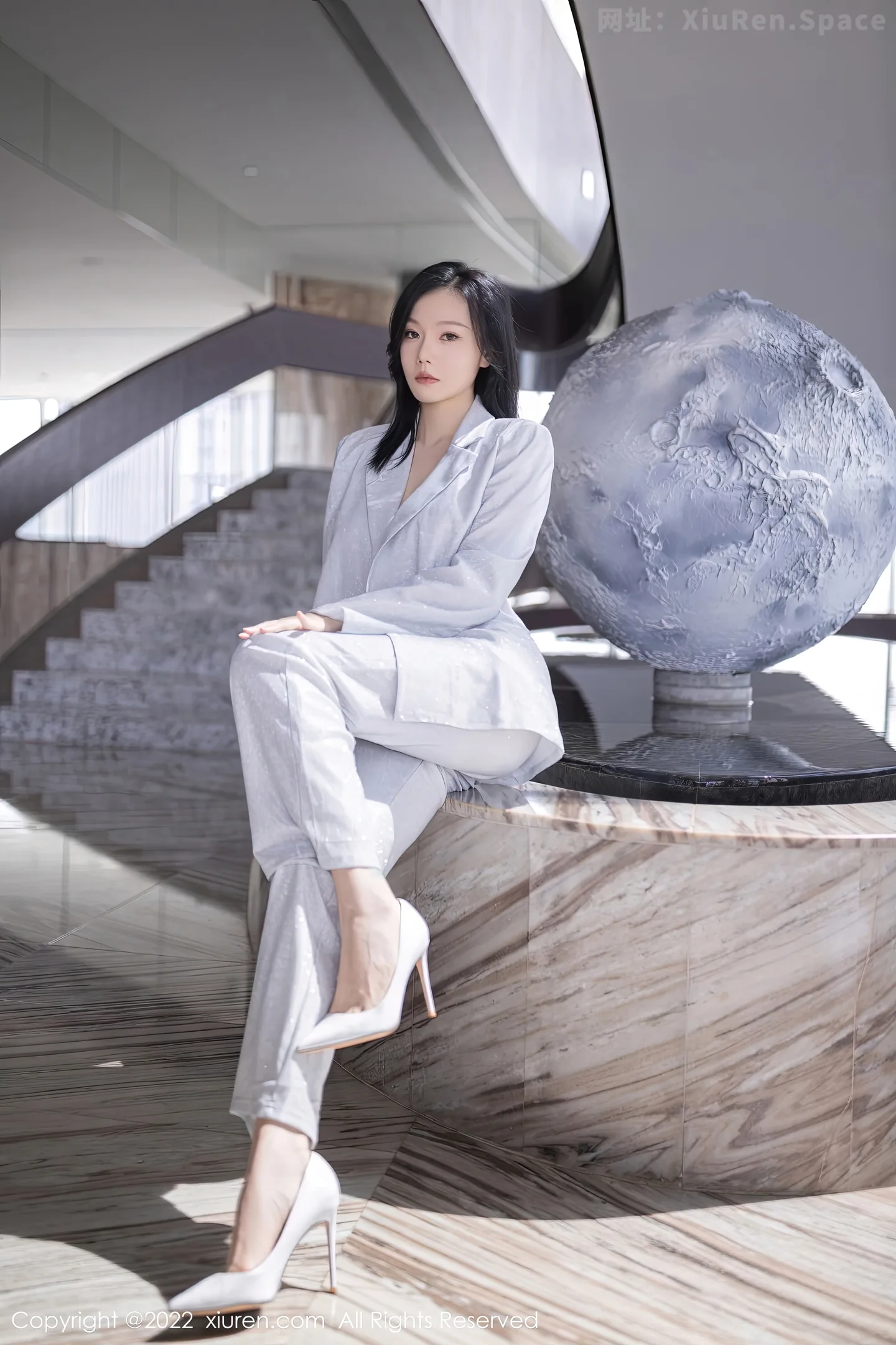 图片[6]-[XiuRen秀人网] VOL.5859 模特安然anran脱银色西服露性感银色内衣秀完美身材诱惑写真76P-秀人网官方网站